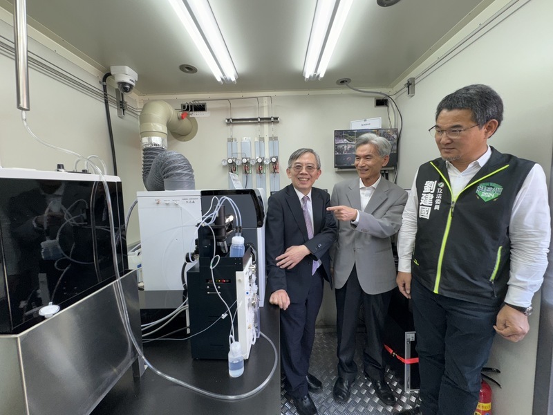 精進空污防治策略  首座空品行動實驗室進駐斗六