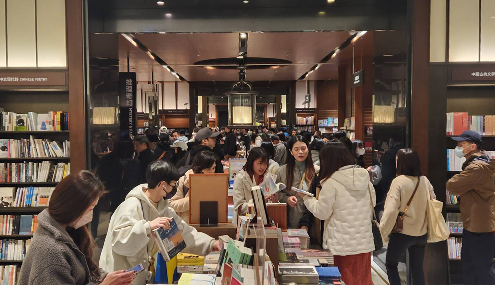誠品信義今晚熄燈 吳旻潔感觸深：青春與知性的陪伴