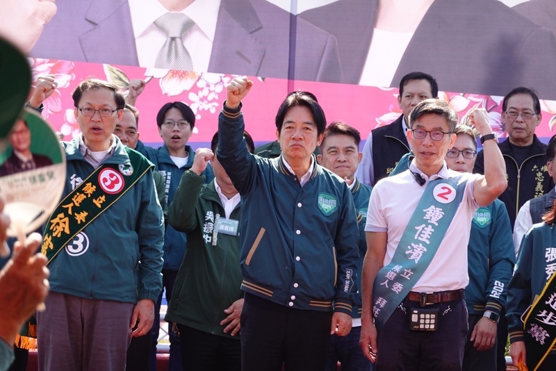 賴清德屏東催票拚國會過半 喊美德雙全、國家安全