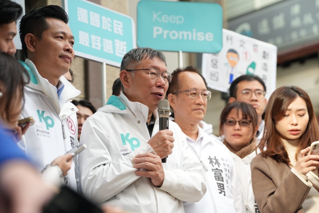 韓國瑜喊柯不會贏 柯文哲：理解韓配合操作棄保的壓力