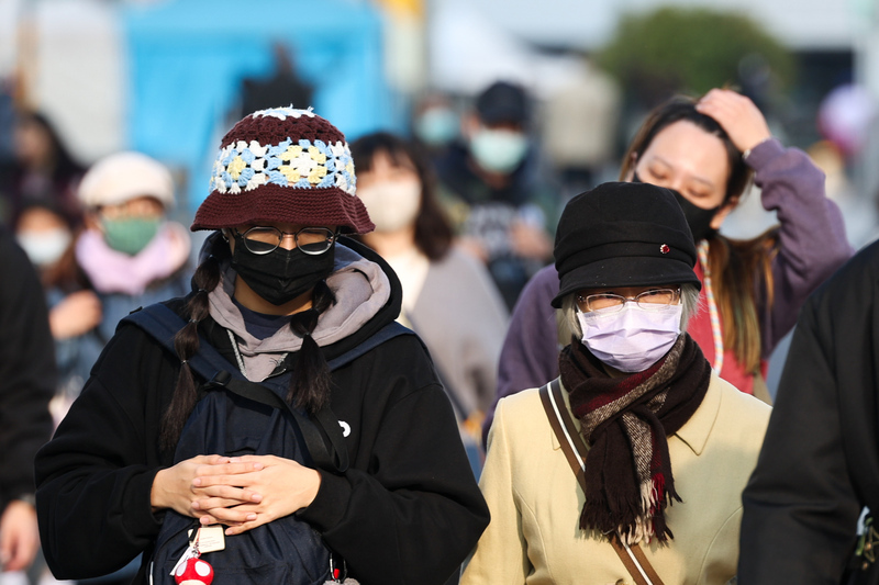 強烈大陸冷氣團周末報到  氣象署：平地低溫約11度