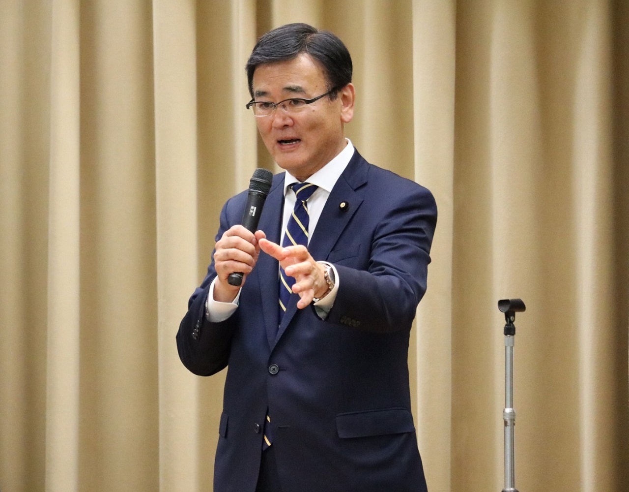 諾魯與台灣斷交 日本官房副長官：密切關注未來影響