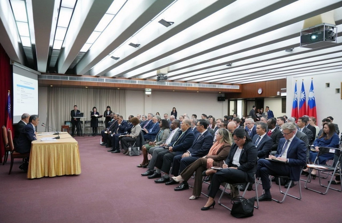 通電各館選舉結果 外交部：民主夥伴攜手對抗威權