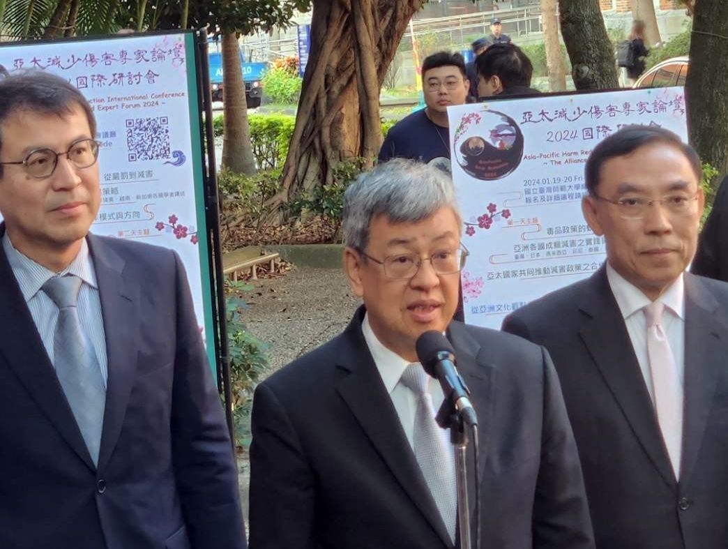 高端疫苗價格高於預算編列遭質疑 陳建仁：以最合理價格取得