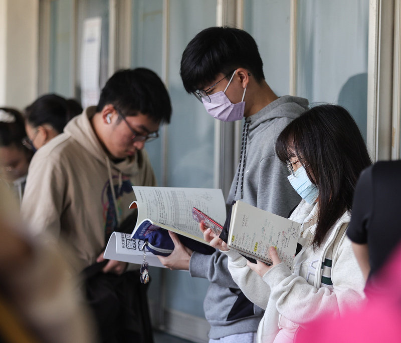 學測數Ａ敘述冗長閱讀量大  解題時間恐被壓縮