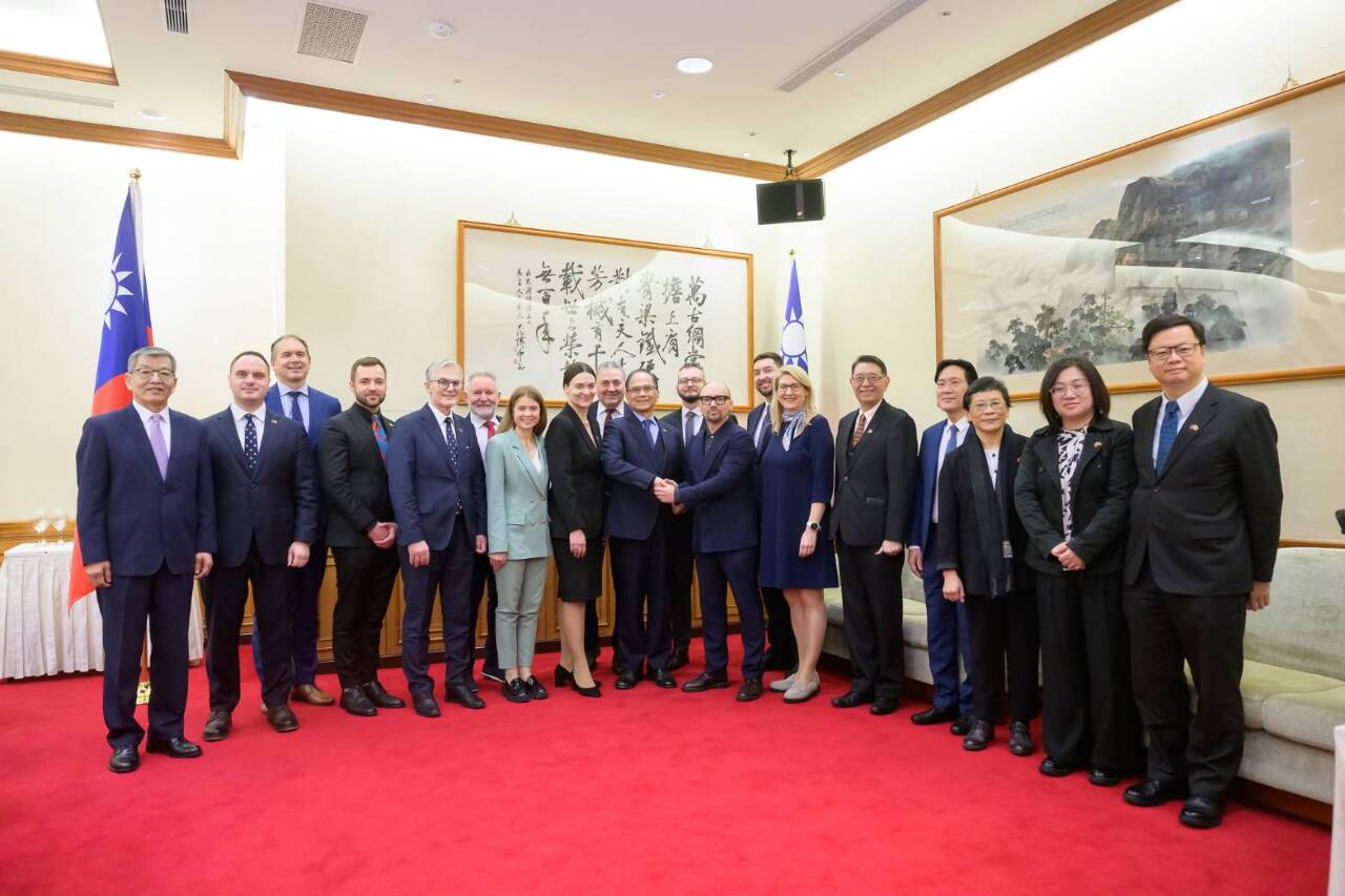 游錫堃：台灣與中國一邊一國 是鐵錚錚的事實