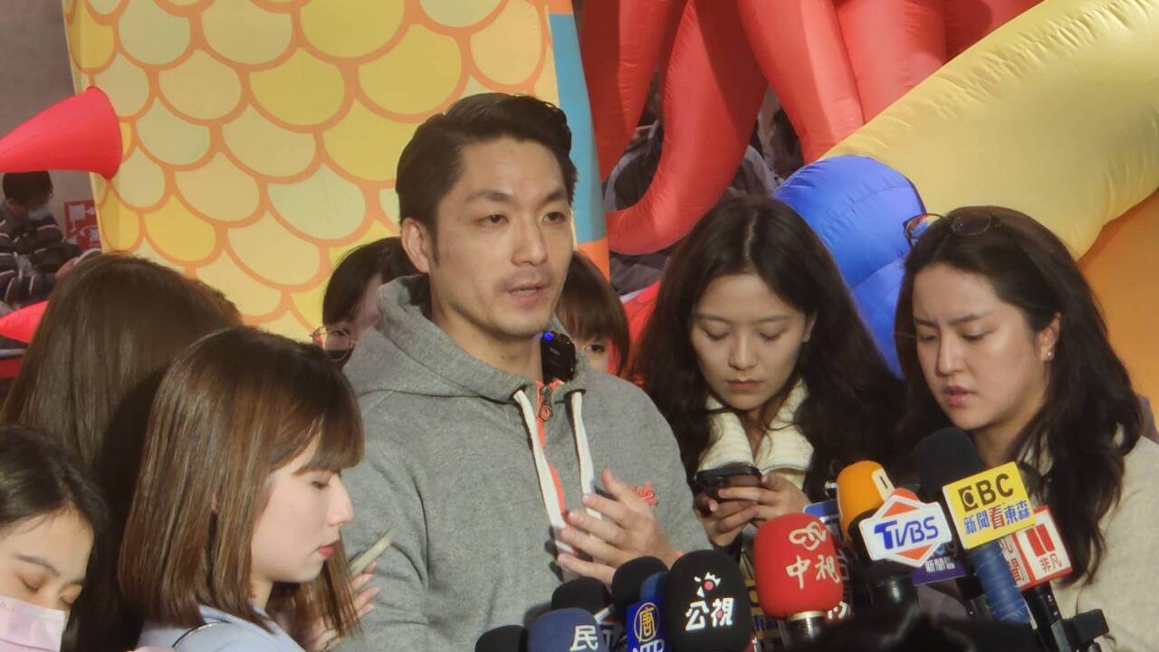 侯友宜讚「像總統候選人」 蔣萬安笑：侯也加入力銀行了嗎？