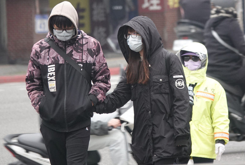 迎風面花東雨勢較大 各地溫度回升白天感受溫暖