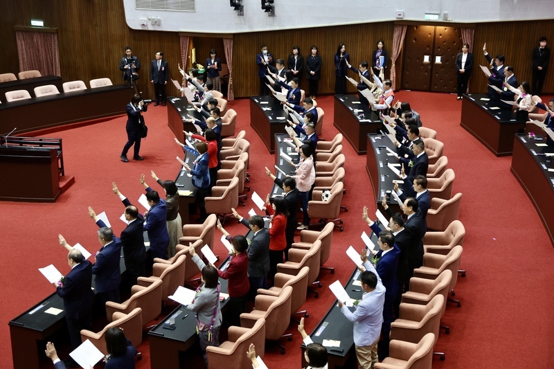 國會龍頭之爭 傅崐萁：深具信心、會票票入匭