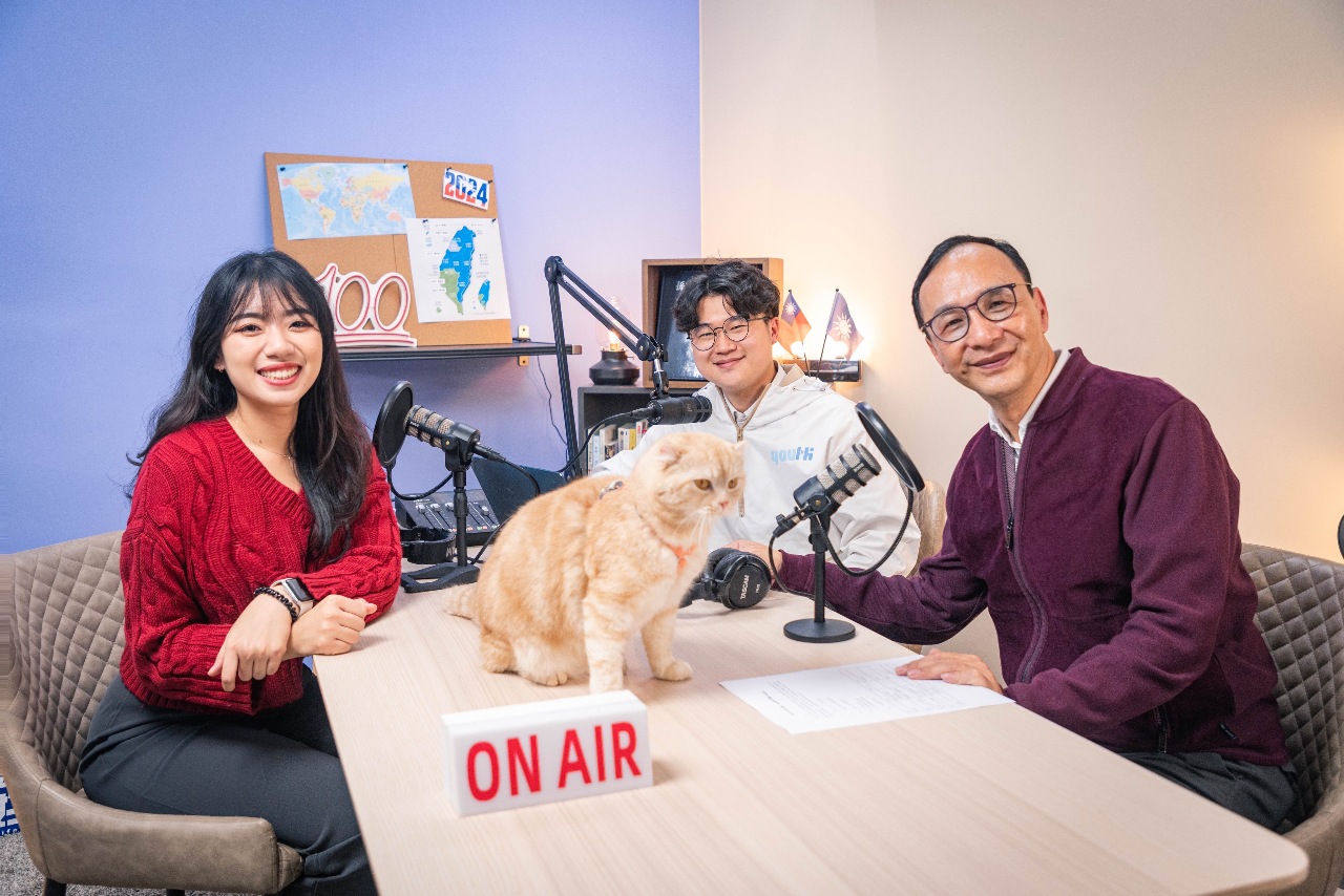 黨內年輕化加速 朱立倫新春podcast與青年暢聊改革願景