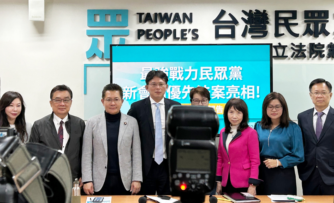 民眾黨團推23優先法案 黃國昌盼至遲16日開議