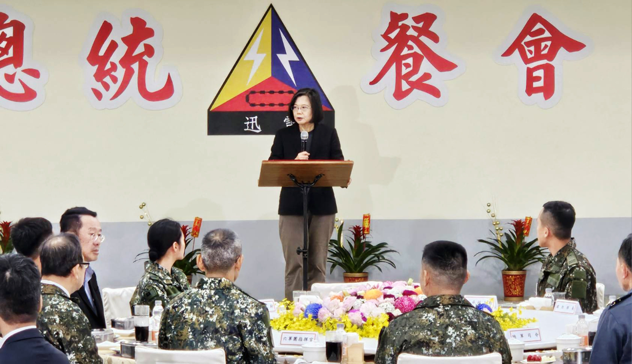 蔡總統視察1年期義務役入營情形 勉國防部確保訓練成效