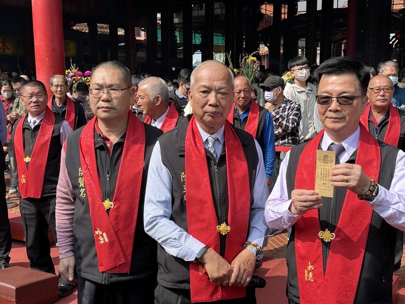南鯤鯓代天府抽國運籤 廟方：中上籤將向上提升