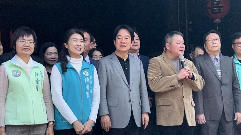 走訪中彰投 賴清德參香為台灣祈福
