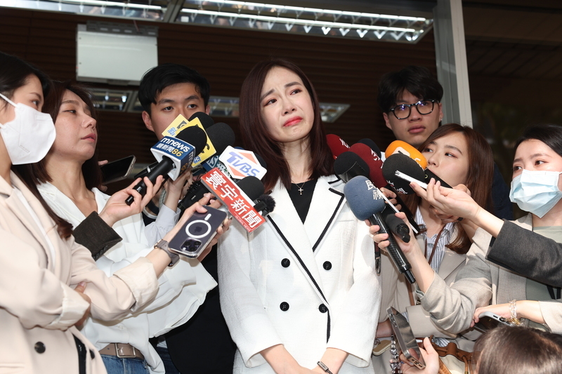 楊寶楨突辭職 哽咽謝柯文哲栽培否認黨內鬥爭