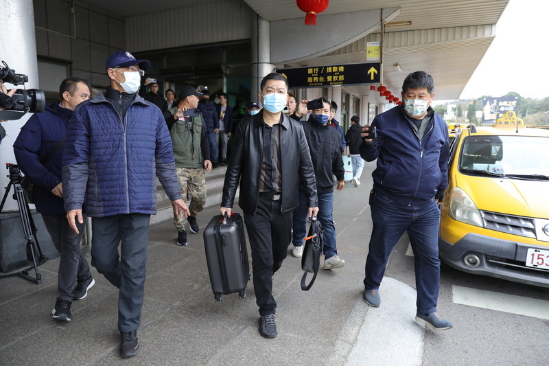 中國快艇翻覆二度閉門會談 部分死者家屬下午搭船離境
