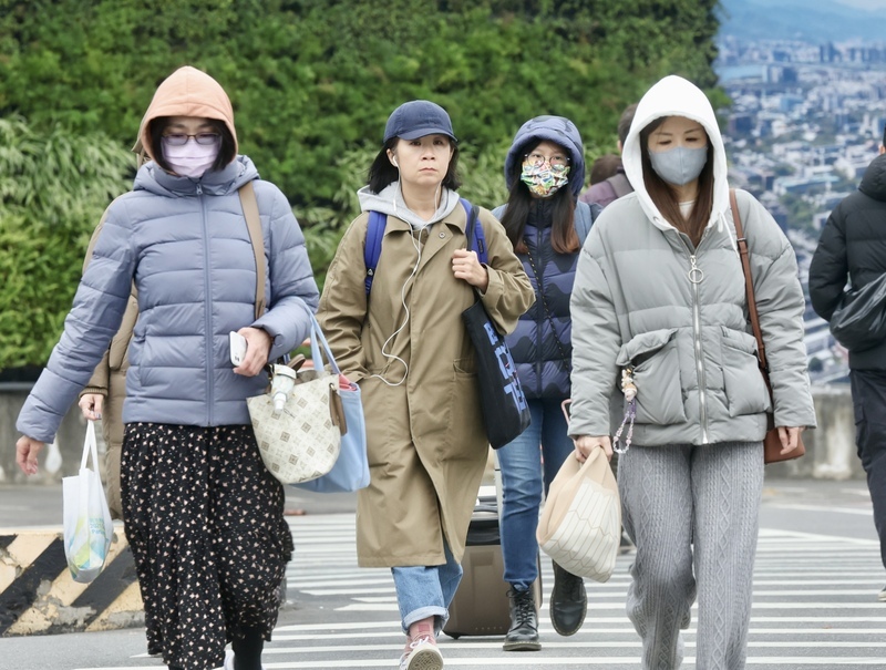 越晚越冷 強烈大陸冷氣團報到低溫下探8度
