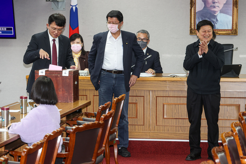 立院召委選舉「藍白合」 民眾黨團全投給國民黨