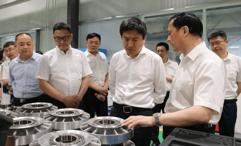 中國兩會／中國火箭專家馮傑鴻 與秦剛同「被請辭」人大代表資格