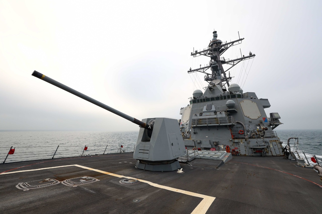 美艦芬恩號通過台海 共軍東部戰區回應