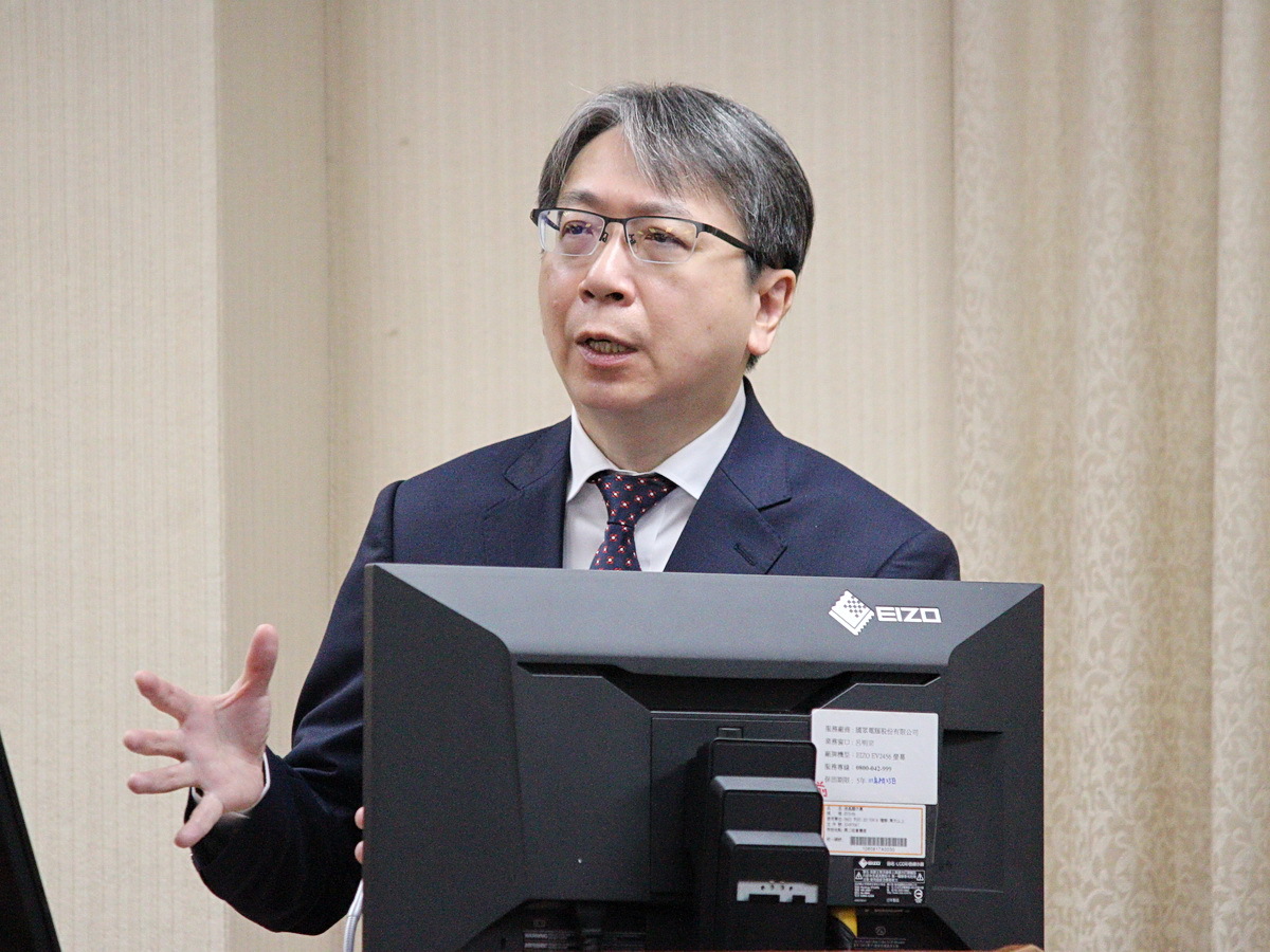 蔡明彥：考慮恐被認激化情勢及飛航維安 現階段不建議總統登太平島