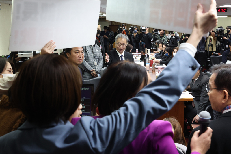 薛瑞元為虐童案致歉 列九大檢討