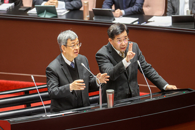 不同意藍委提蔡英文論文門說法 陳建仁：過度政治化有害學術自由