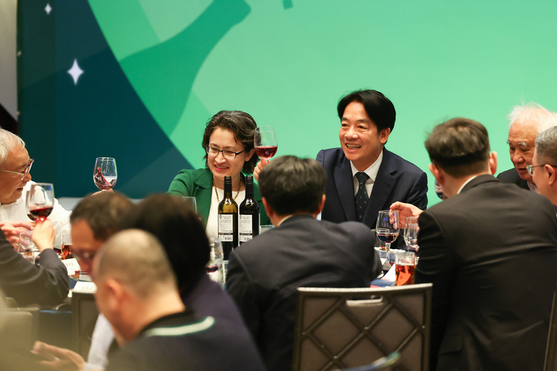民進黨春酒 賴蕭共同出席感謝黨工大選的辛苦