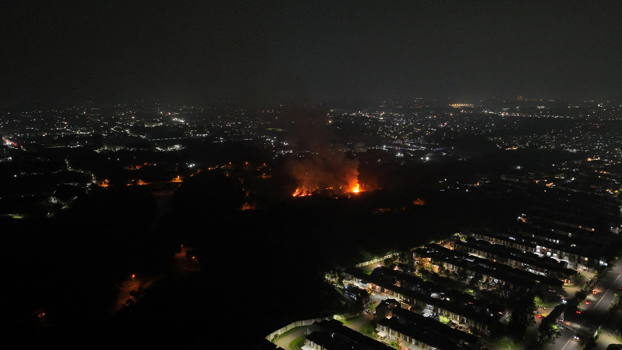印尼雅加達彈藥庫爆炸 軍方稱撲滅火勢無人傷亡