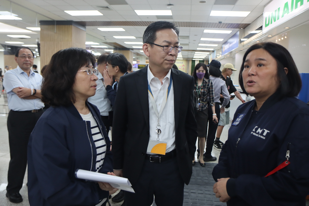 花蓮強震／林國顯視察松機關心疏運 加開班機往花蓮