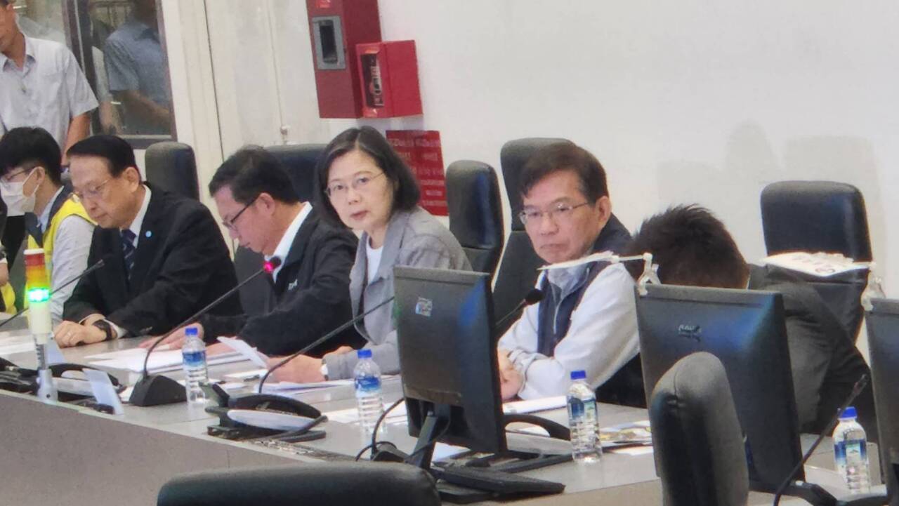 總統：救災和維持交通運輸同樣重要  全力守護國人安全