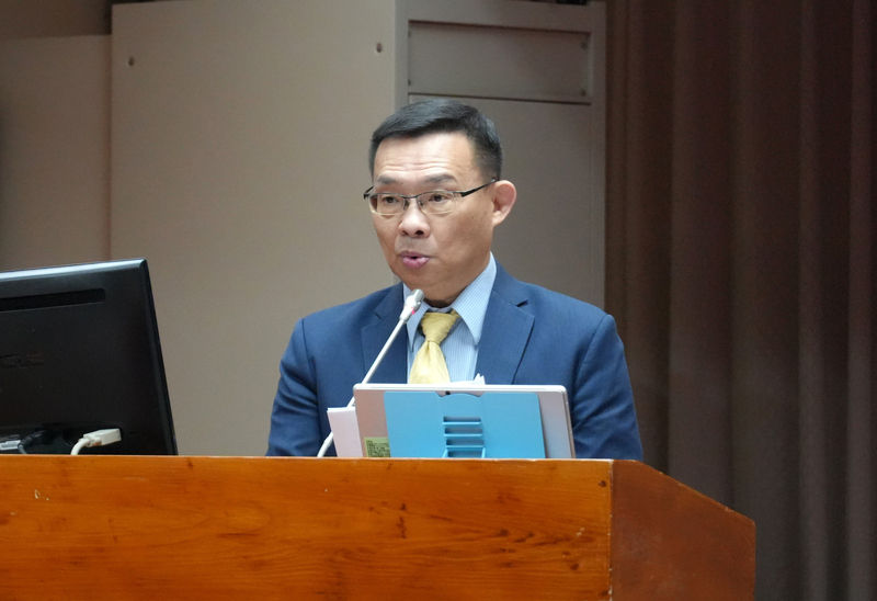 黃子佼持有兒少性影像  教育部：全面下架合作案