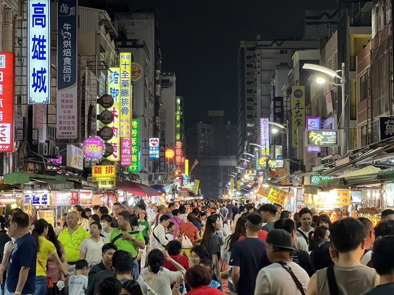 港人讚台灣生活超便利！居家外食美味隨手可得