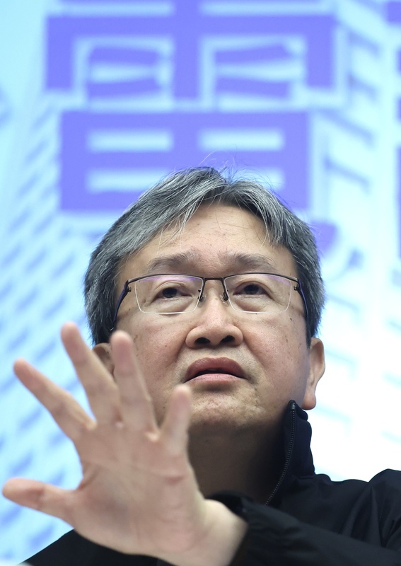 王耀庭請辭獲慰留 綠力挺台電專業 藍批能源政策錯誤