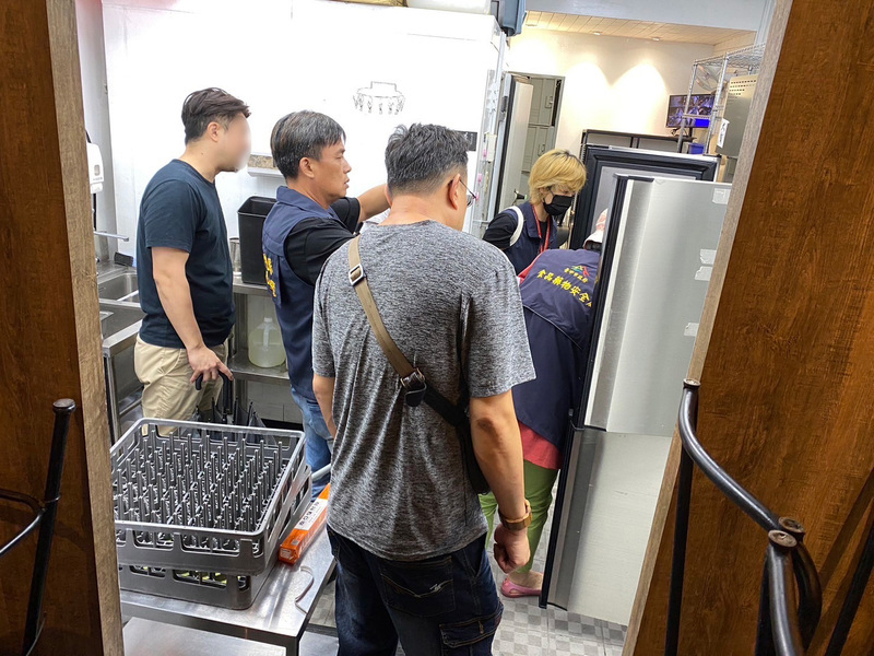 台中再傳頂級和牛燒肉餐廳存放逾期肉品 檢調偵辦