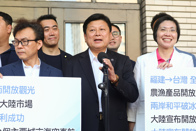 傅崐萁為何要在花蓮地震災情不斷中訪問中國？
