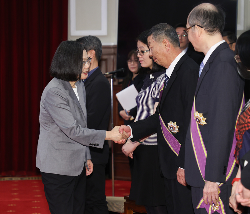 四月國政民調數據意義