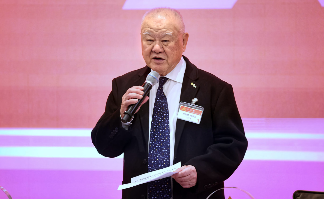 讚黃仁勳建議投資核能 林伯豐：非核家園應改低碳家園