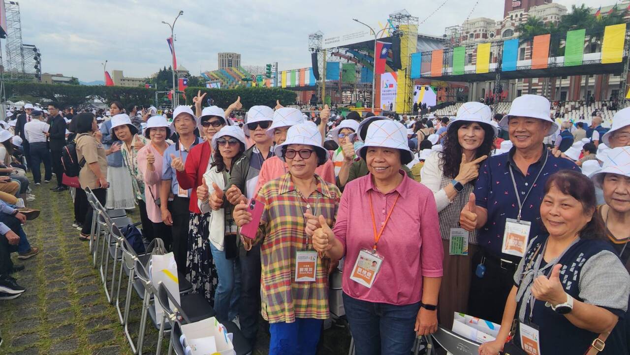 520就職大批台南鄉親開心觀禮   相信賴清德有能力處理國會亂象