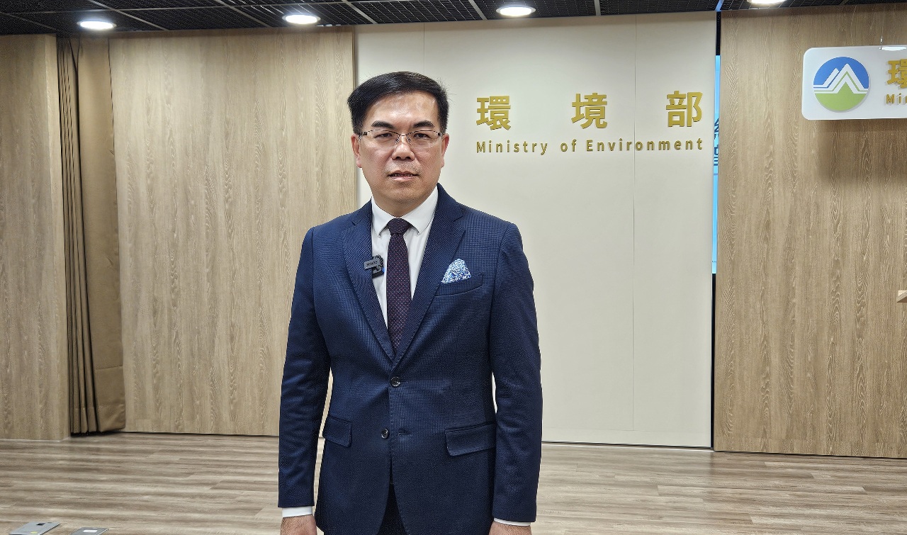 垃圾山惹議 彭啓明：四大處理進度 思考一勞永逸做法