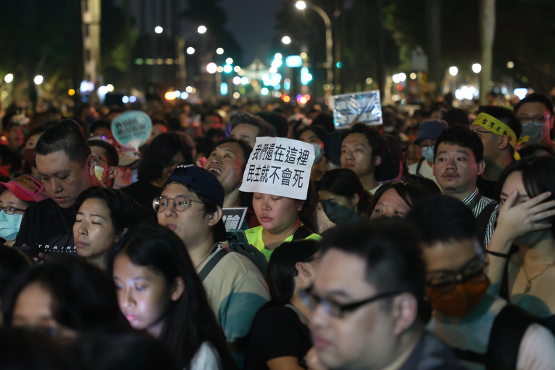 國會職權修法覆議案21日表決 民團重回青島反濫權