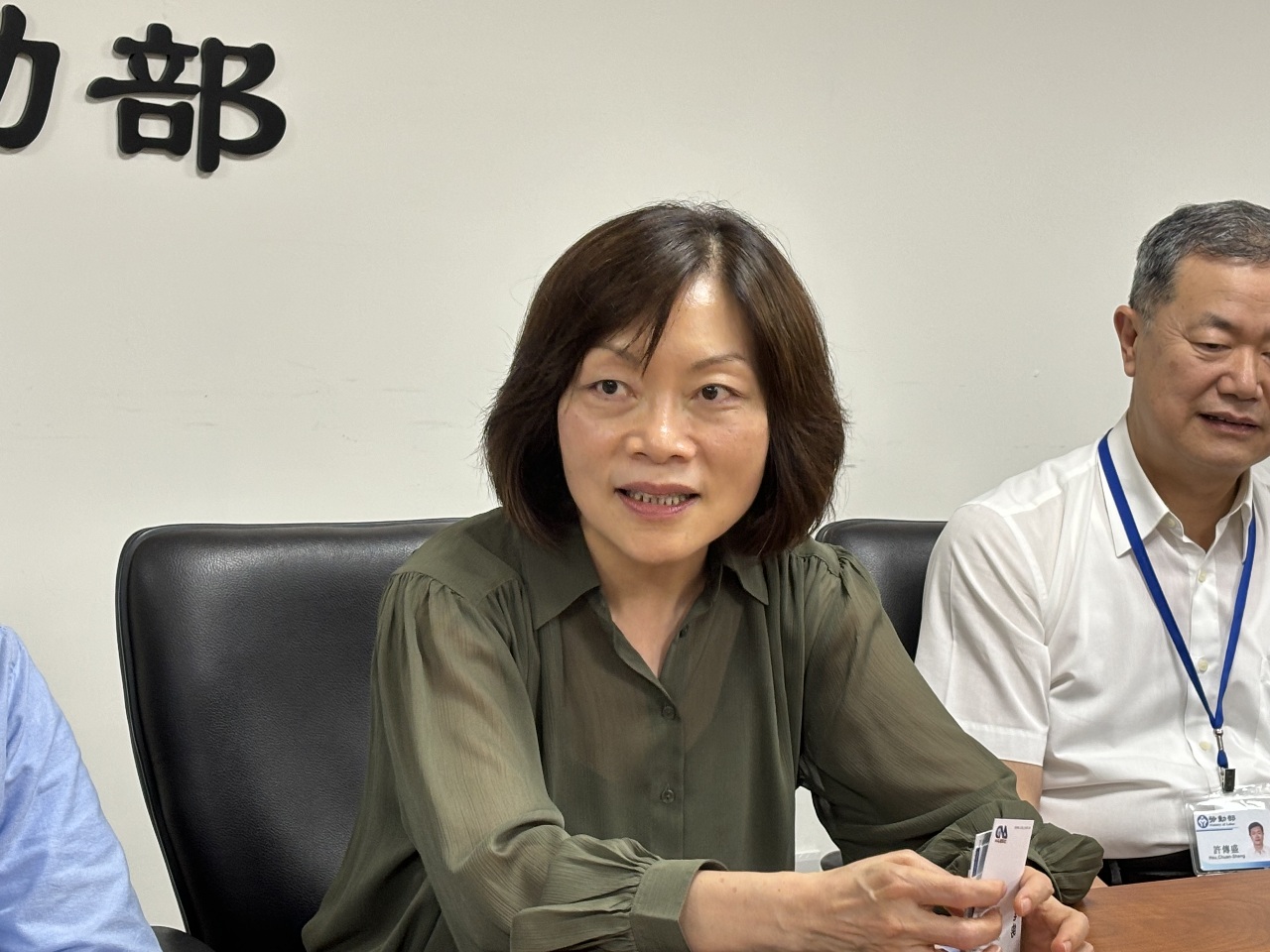 何佩珊承諾不砍勞保給付 不在瘦鵝上拔毛