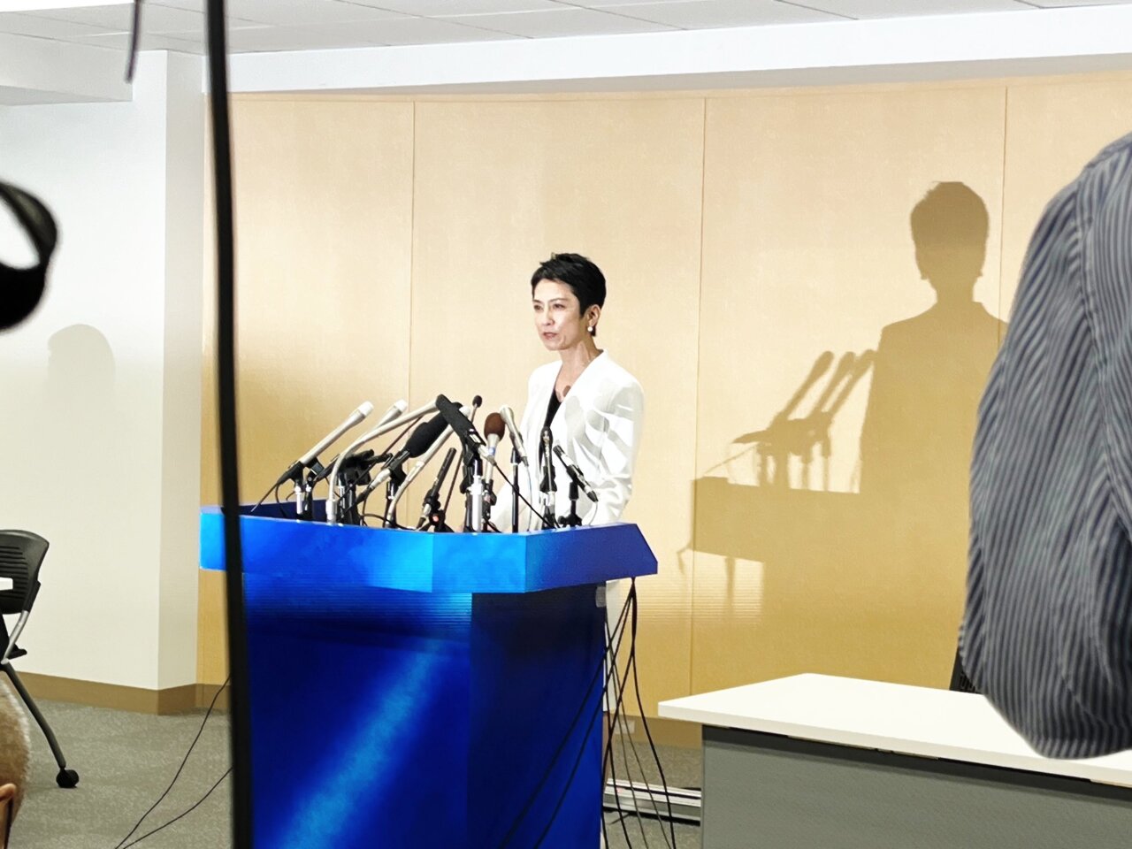 台裔蓮舫宣布參選東京都知事  挑戰小池百合子