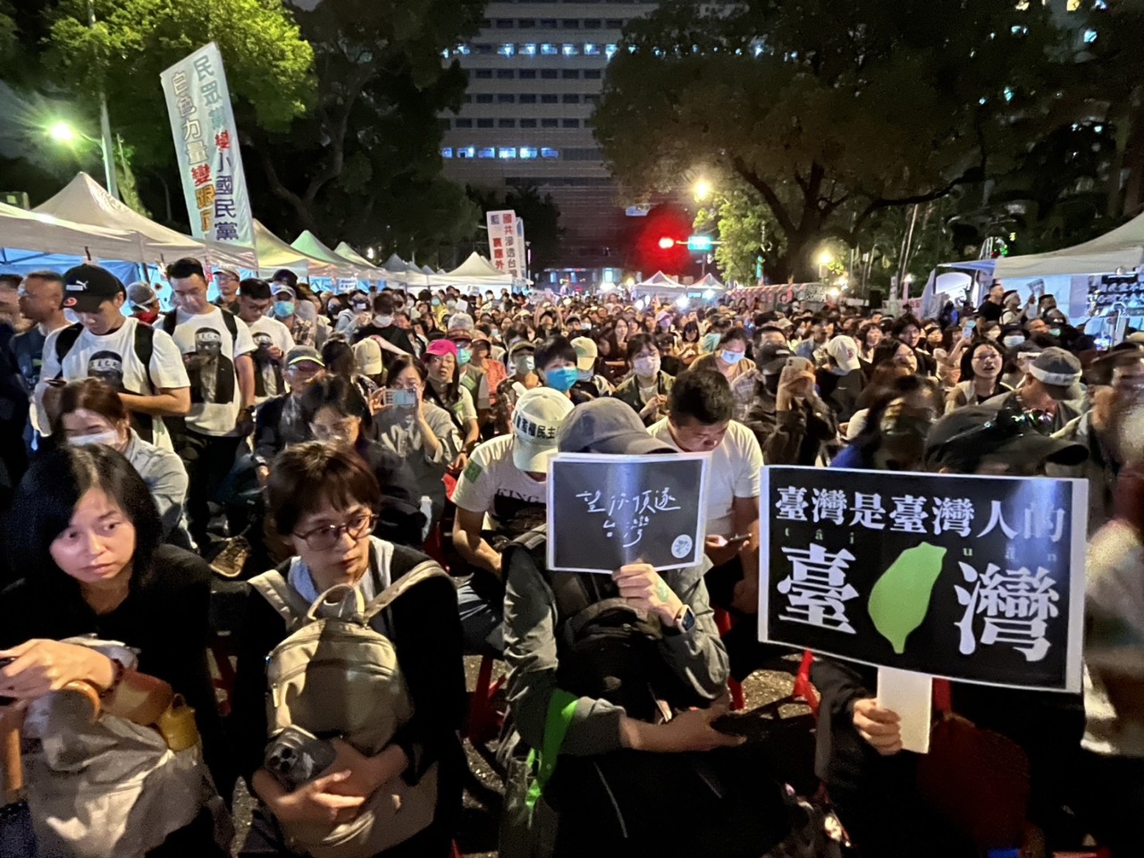 因應立院外人潮 北捷紅藍線3站末班車延後再加開