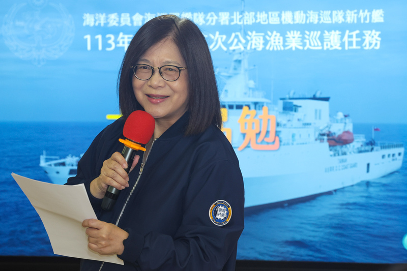 海巡救援中國漁船也應對海警船侵擾 管碧玲讚國家海上英雄