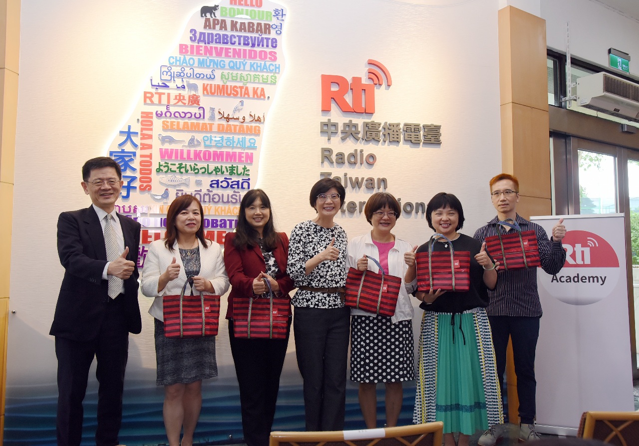 央廣與五所大學進行特色產學合作 Open House讓你當主播