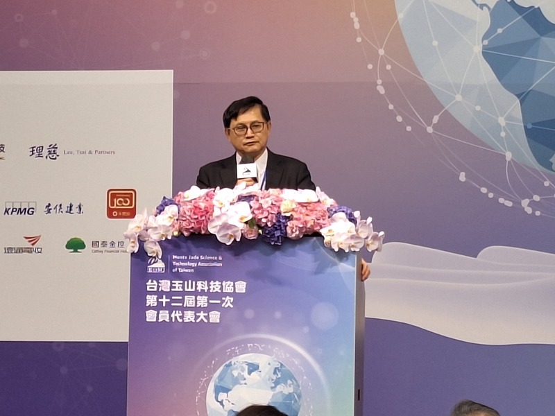 童子賢：台灣電力消費將直線上升 能源效率須提升