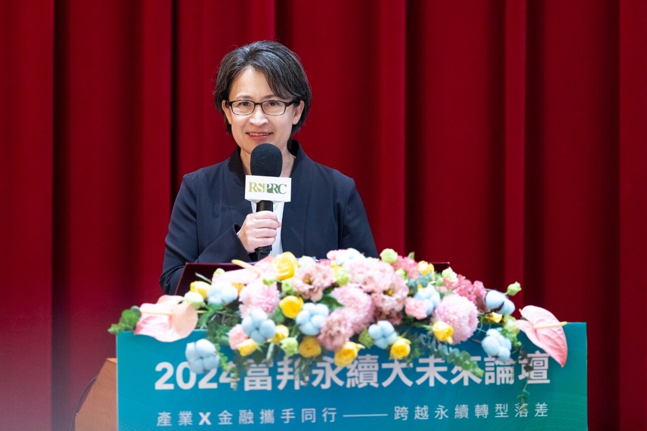 蕭美琴：政府與金融界攜手 做淨零轉型及科技發展堅實後盾