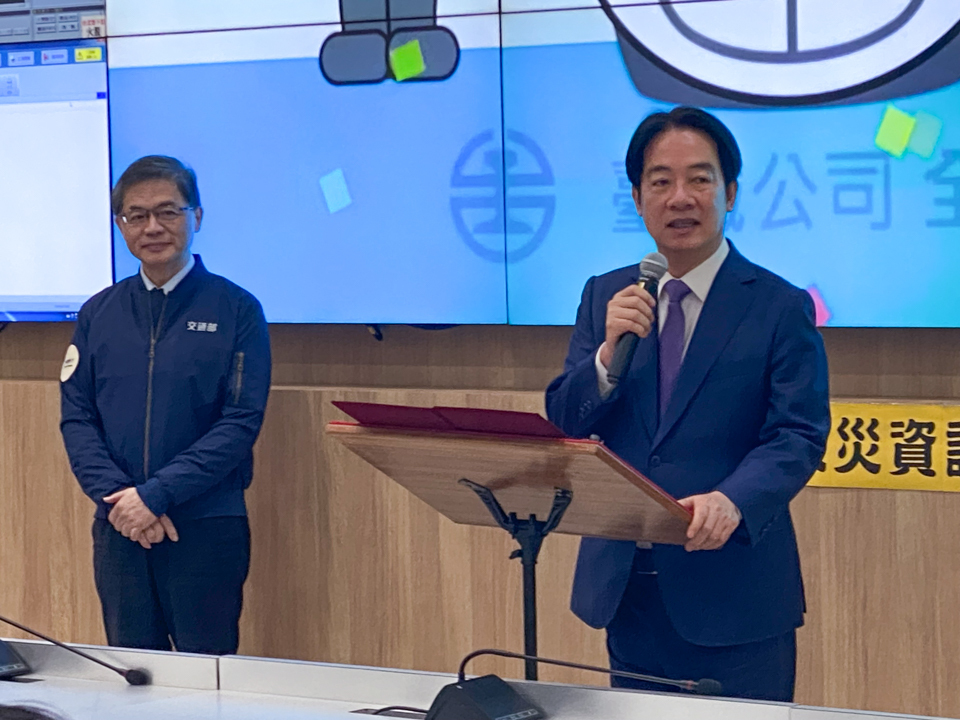 首度視察端節疏運 賴總統：安全是不可取代的