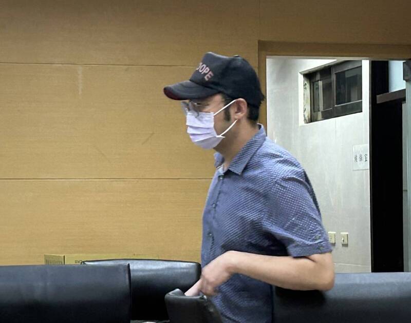 新北議長兒涉指示網軍抹黑  訊後100萬交保